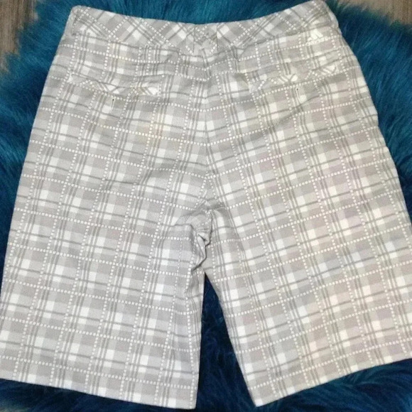 Adidas ClimaLite Performance shorts. PGA Tour, Tiger Woods, Size: 32. Wicking - Picture 2 of 3